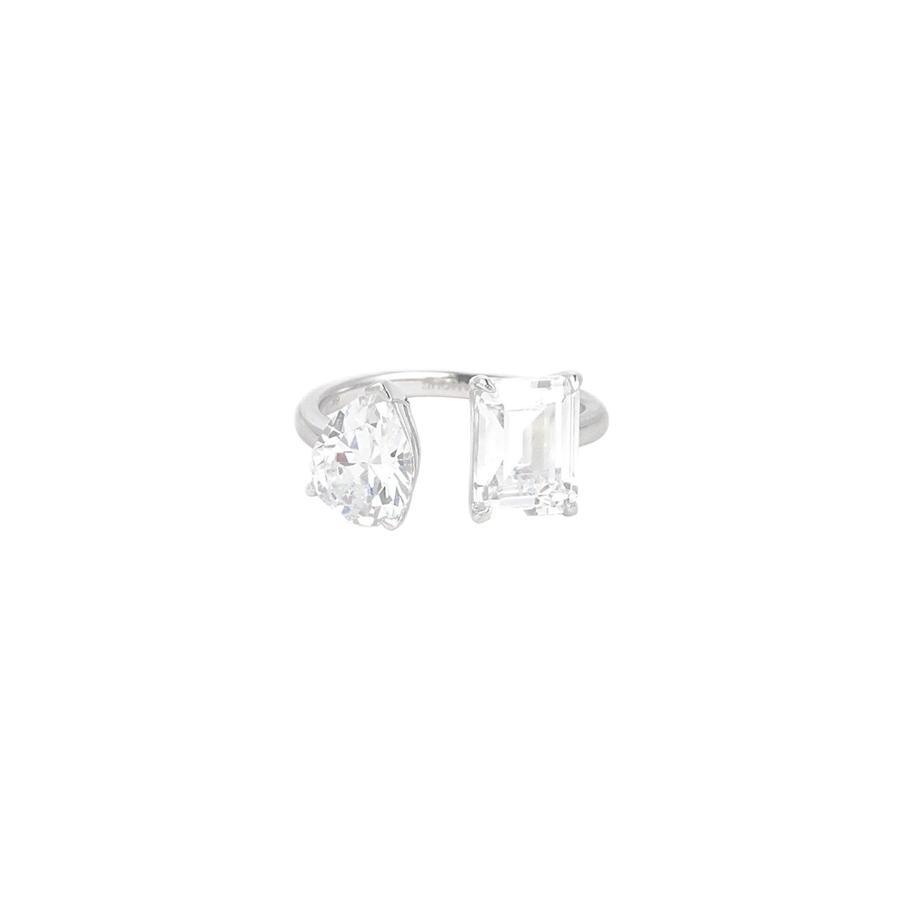 Classic Pearl + Emerald Cut Toi et Moi Ring